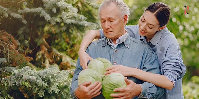 afasia após avc: como a família pode ajudar na comunicação da pessoa idosa no dia a dia 2 A importância da família na reabilitação da linguagem após AVC